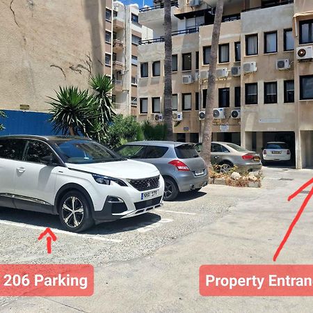Lazaros Centre Apartment Ларнака Екстериор снимка