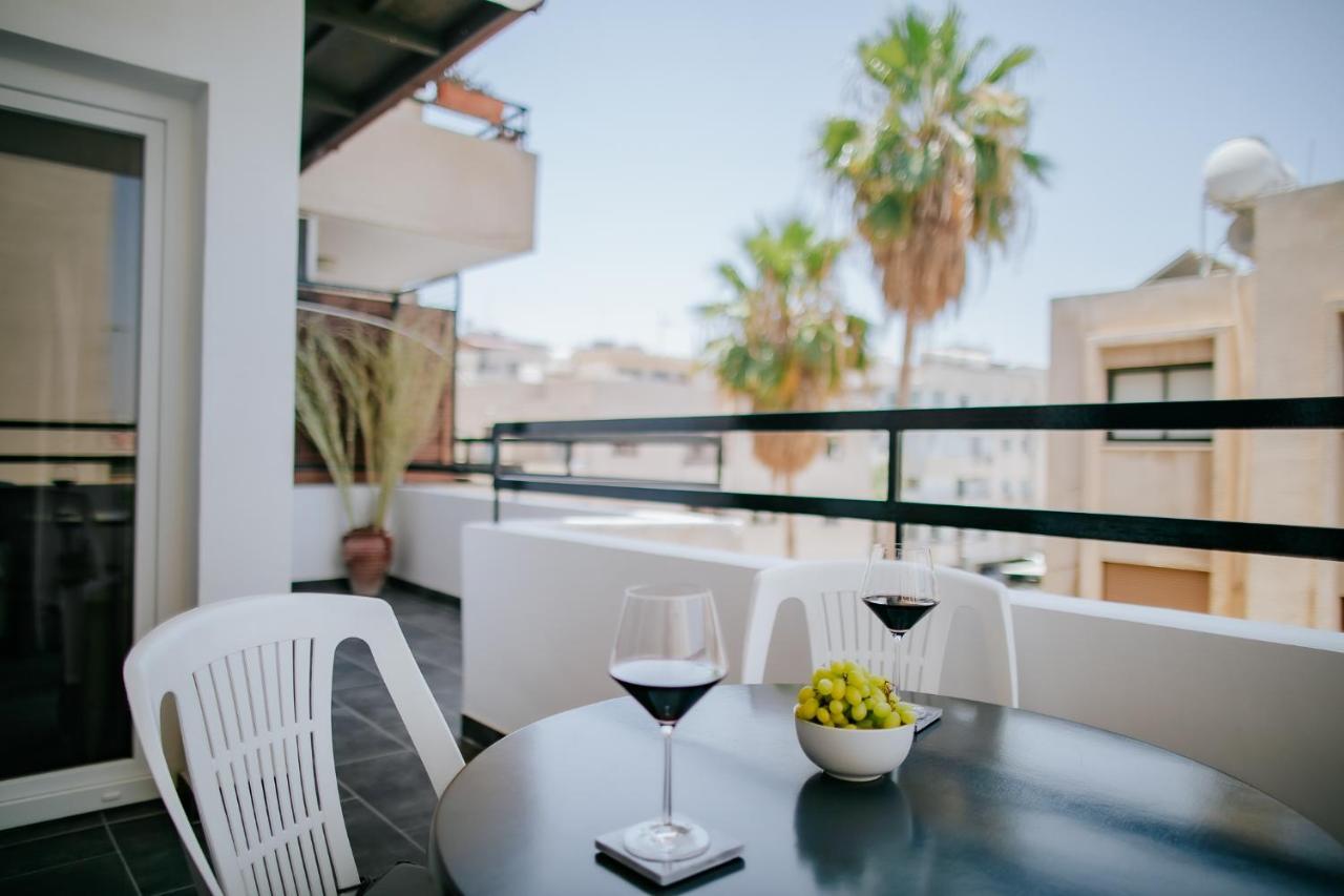 Lazaros Centre Apartment Ларнака Екстериор снимка